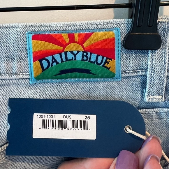 Daily Blue Hype Jean in DUST - Picture 8 of 16